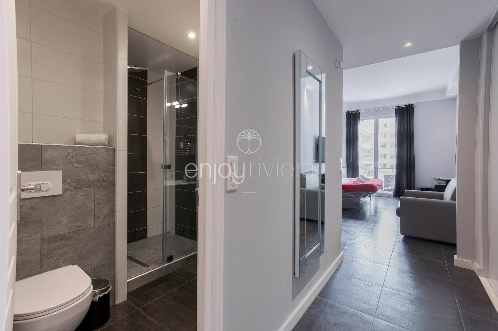 Palais Miramar - Suite & B31 - Croisette Emplacement Unique - 20M Plage - Wifi - Clim Cannes Eksteriør billede